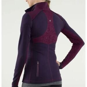 Lululemon Hyper Stripe Plum Purple Star Runner Pullover Jacket 6